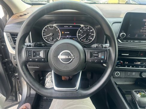 Used 2023 Nissan Rogue SV AWD/4WD image 17