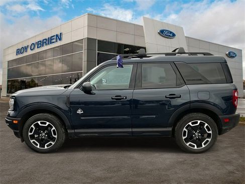 Certified 2023 Ford Bronco Sport Outer Banks w/ Tech Package image 2