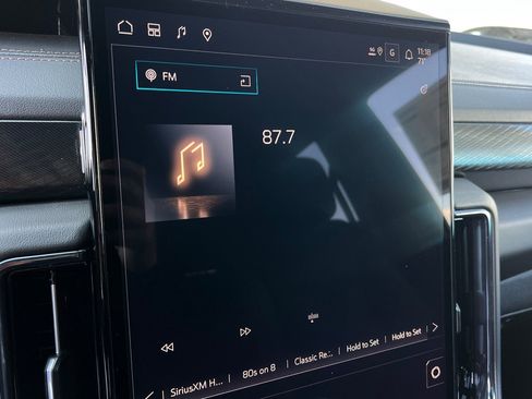 New 2026 GMC Yukon XL AT4 image 18