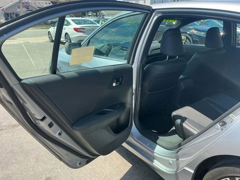 Used 2017 Honda Accord Sport image 8