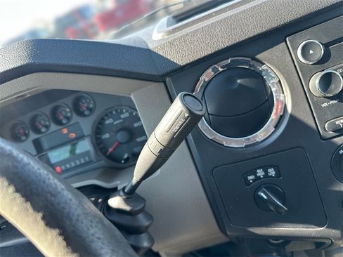 Used 2009 Ford F250 XLT image 20