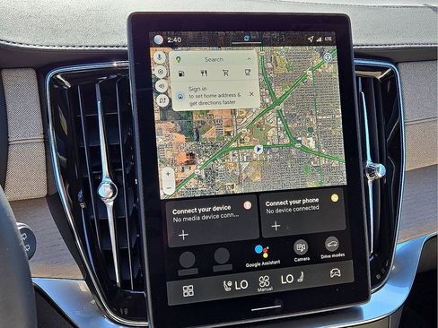 New 2026 Volvo XC90 B5 Core image 25