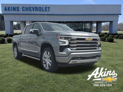 New 2026 Chevrolet Silverado 1500 High Country AWD/4WD image 3