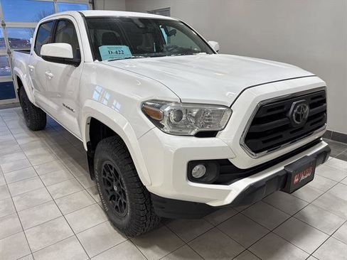 Used 2019 Toyota Tacoma SR5 image 5