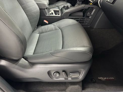 Used 2025 Toyota 4Runner TRD Off-Road Premium image 59