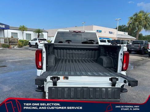 Used 2024 GMC Sierra 1500 Denali AWD/4WD image 10