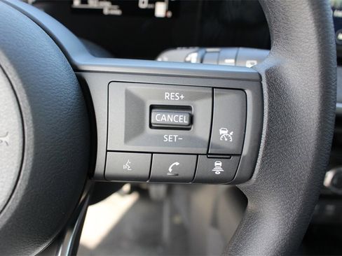 New 2025 Nissan Kicks SV w/ Charging Package image 21