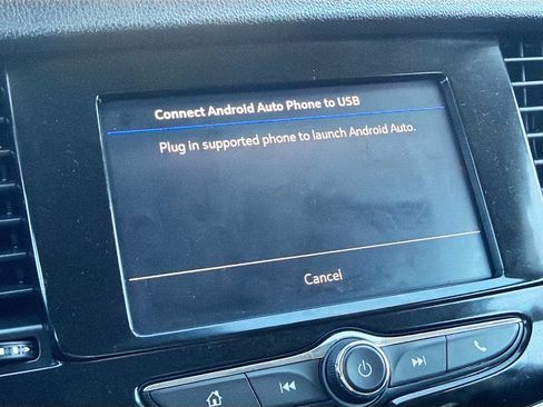 Used 2022 Buick Encore Preferred w/ Safety Package AWD/4WD image 13