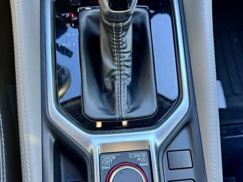 Certified 2021 Subaru Forester Limited image 12