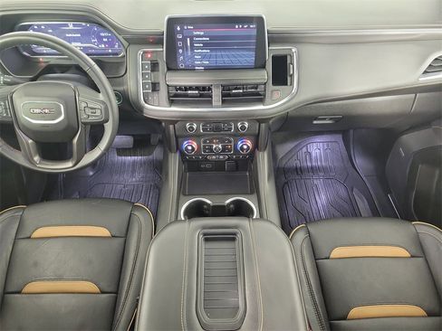 Used 2023 GMC Yukon AT4 w/ AT4 Premium Plus Package image 16