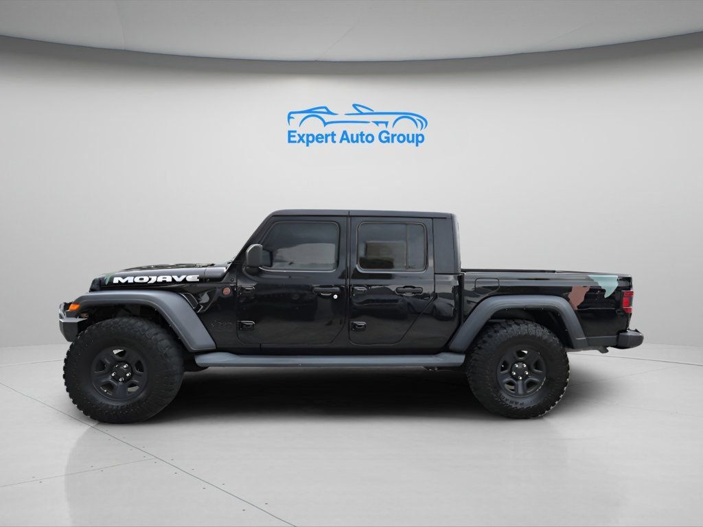 Used 2022 Jeep Gladiator Sport AWD/4WD image 2