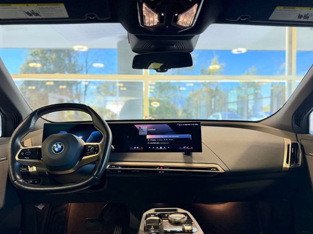 Used 2024 BMW iX xDrive50 w/ Premium Package AWD/4WD image 42