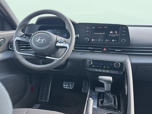 New 2026 Hyundai Elantra Sport FWD image 10