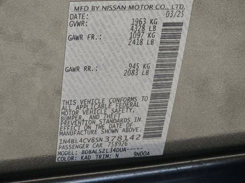 Used 2025 Nissan Altima 2.5 SR image 36