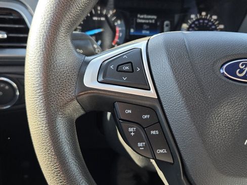 Used 2016 Ford Fusion SE FWD image 26