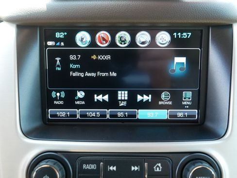 Used 2020 GMC Yukon SLT w/ Open Road Package AWD/4WD image 22