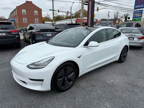 Used 2018 Tesla Model 3 Long Range image 22