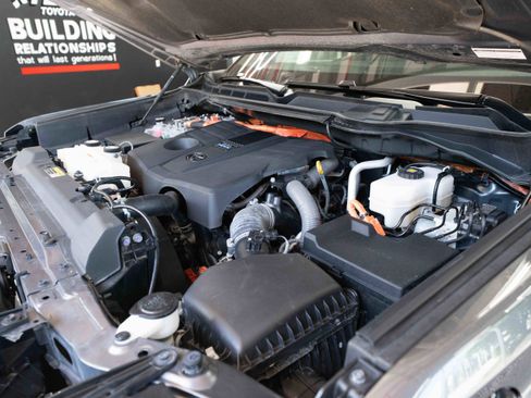 Used 2024 Toyota Tundra 1794 Edition w/ TRD Off-Road Package AWD/4WD image 32