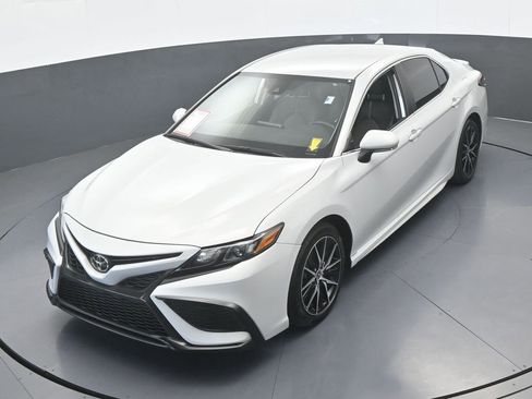 Used 2023 Toyota Camry SE FWD image 45