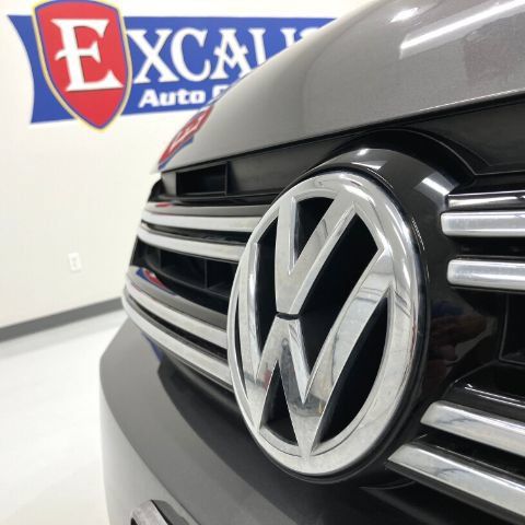 Used 2012 Volkswagen Tiguan S FWD image 7