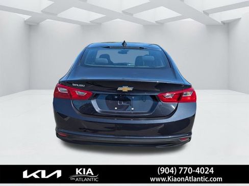 Used 2023 Chevrolet Malibu LS FWD image 4