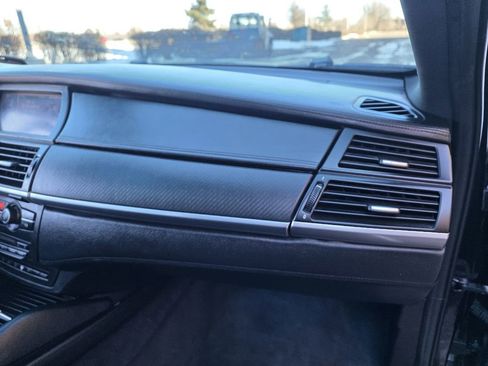 Used 2014 BMW X6 M image 38