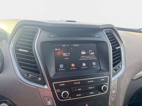 Used 2018 Hyundai Santa Fe Sport w/ 2.4L Value Package 02 FWD image 19
