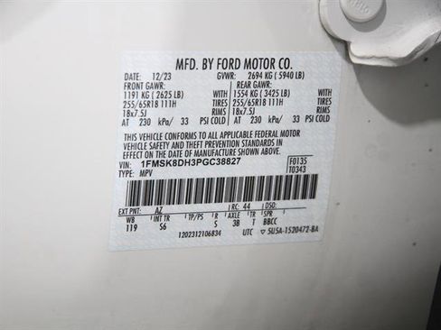 Certified 2023 Ford Explorer XLT w/ Equipment Group 202A image 25