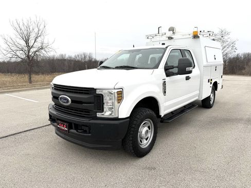 Used 2019 Ford F350 XL w/ Power Equipment Group image 2