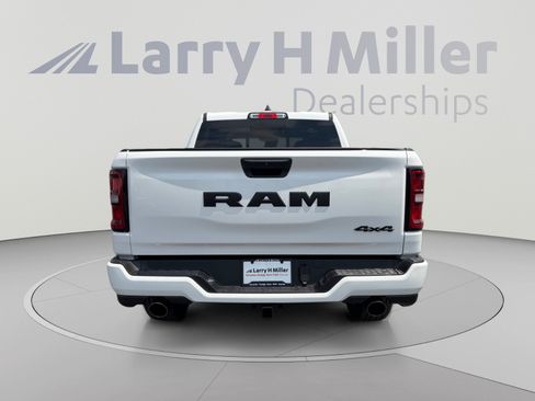 New 2026 RAM 1500 Express AWD/4WD image 4