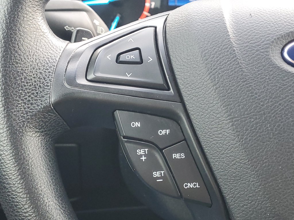 Used 2017 Ford Edge SE w/ Cargo Accessory Package FWD image 18