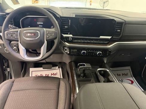 New 2026 GMC Sierra 1500 Elevation AWD/4WD image 13