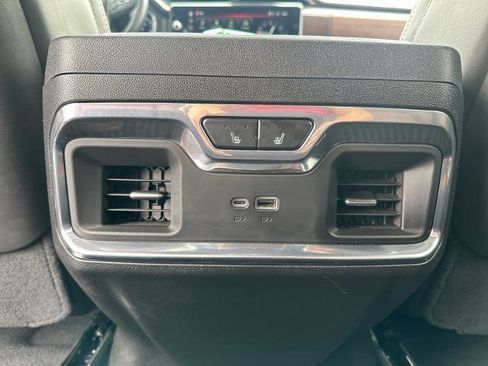 Used 2025 GMC Sierra 1500 Denali Ultimate AWD/4WD image 12
