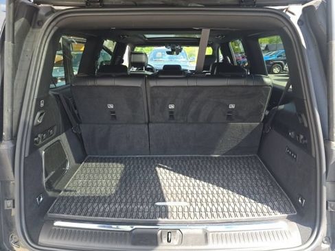 Certified 2025 Jeep Grand Wagoneer 4WD w/ 8-Passenger Seating Package image 32