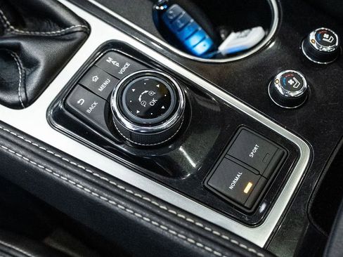 Used 2017 Nissan Maxima Platinum w/ Medallion Package image 27