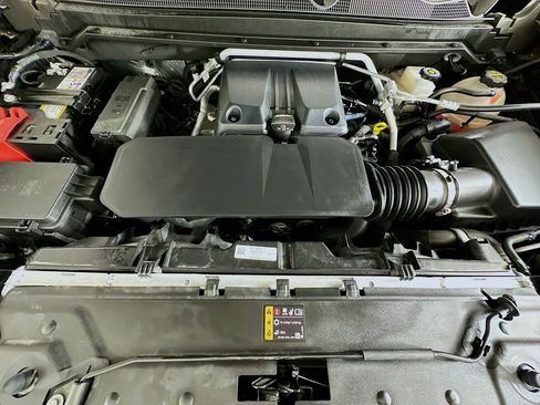 Used 2024 GMC Canyon Denali w/ LPO, Denali Black Edition image 32