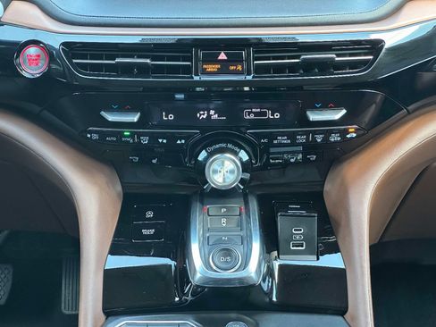 Certified 2024 Acura MDX SH-AWD w/ Technology Package image 20