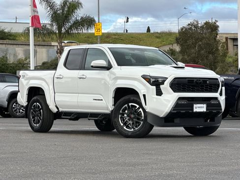 New 2026 Toyota Tacoma TRD Sport image 8