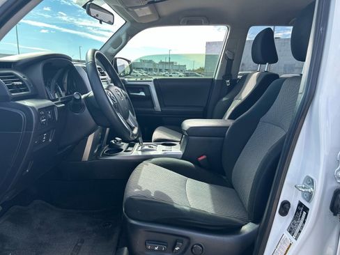 Used 2017 Toyota 4Runner SR5 image 17