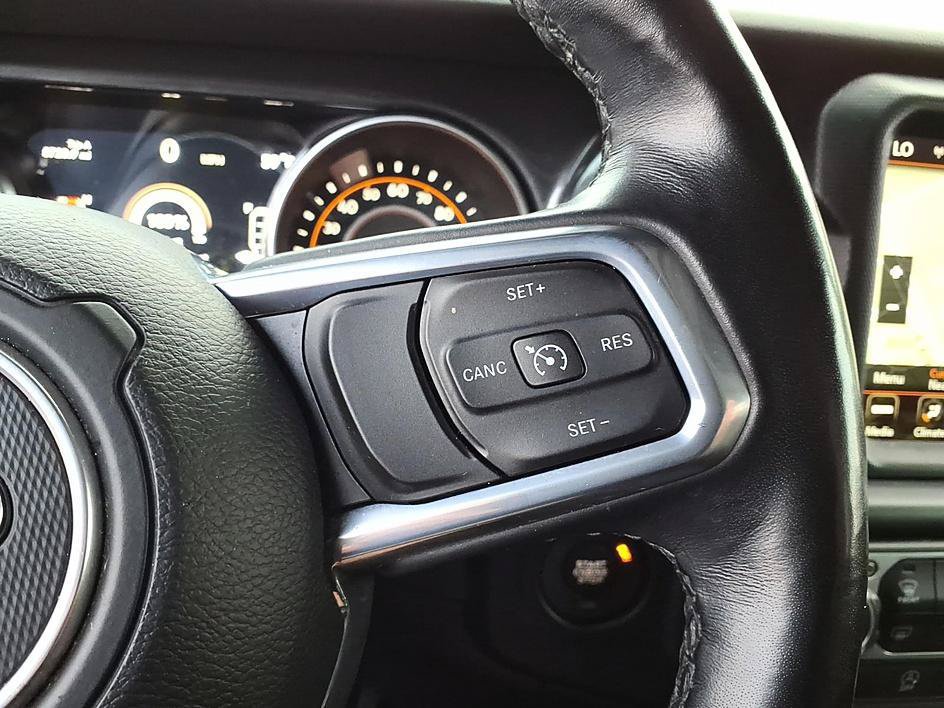 Used 2021 Jeep Wrangler Unlimited Sahara AWD/4WD image 25