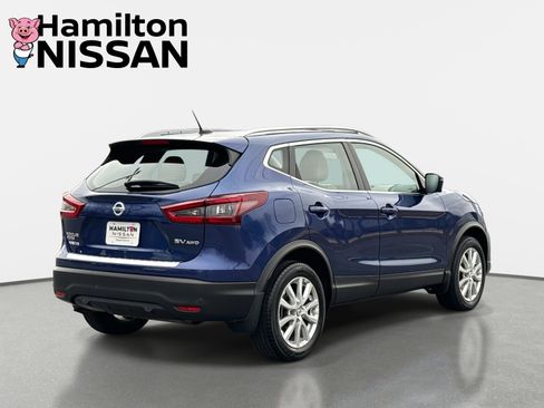 Used 2022 Nissan Rogue Sport SV w/ Technology Package image 2