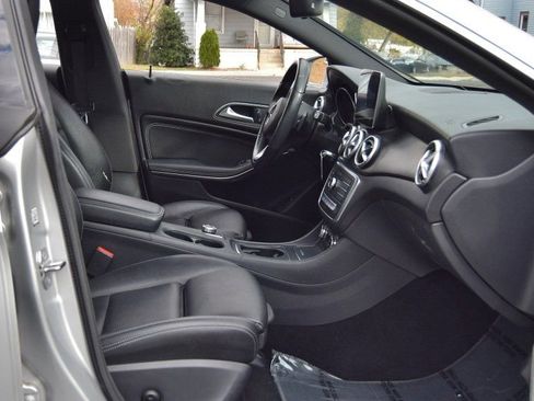 Used 2019 Mercedes-Benz CLA 250 4MATIC image 19