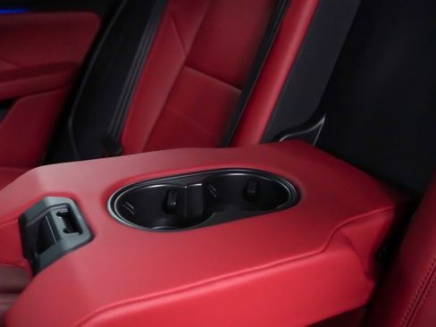 New 2025 Porsche Macan 4S Electric image 20