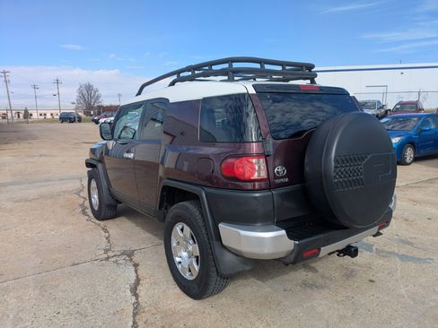 Used 2007 Toyota FJ Cruiser 4WD image 8