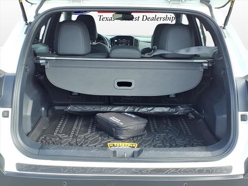 Used 2024 Subaru Crosstrek 2.5i Wilderness w/ Wilderness Package image 10