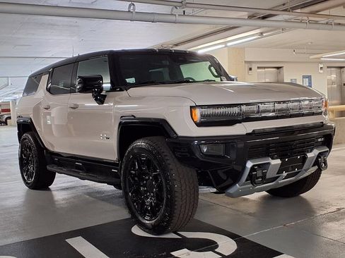 Used 2026 GMC Hummer EV SUV AWD/4WD image 3