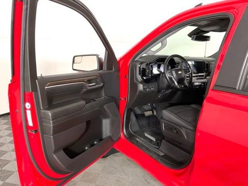 Used 2024 Chevrolet Silverado 1500 LT AWD/4WD image 28