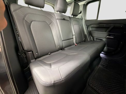 Certified 2025 Land Rover Defender 110 S image 29
