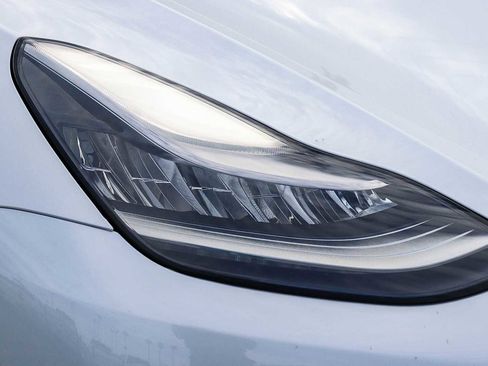 Used 2020 Tesla Model Y Long Range image 4