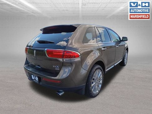 Used 2011 Lincoln MKX AWD w/ 102A Rapid Spec Order Code image 32